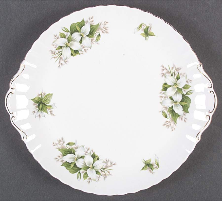 Trillium Handled Cake Plate by Royal Albert-1