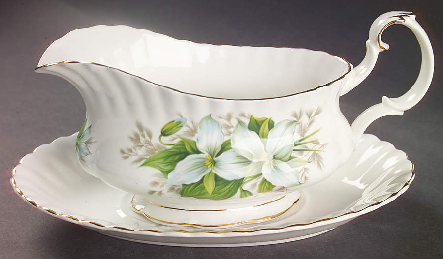 Trillium Gravy Boat & Underplate by Royal Albert-1