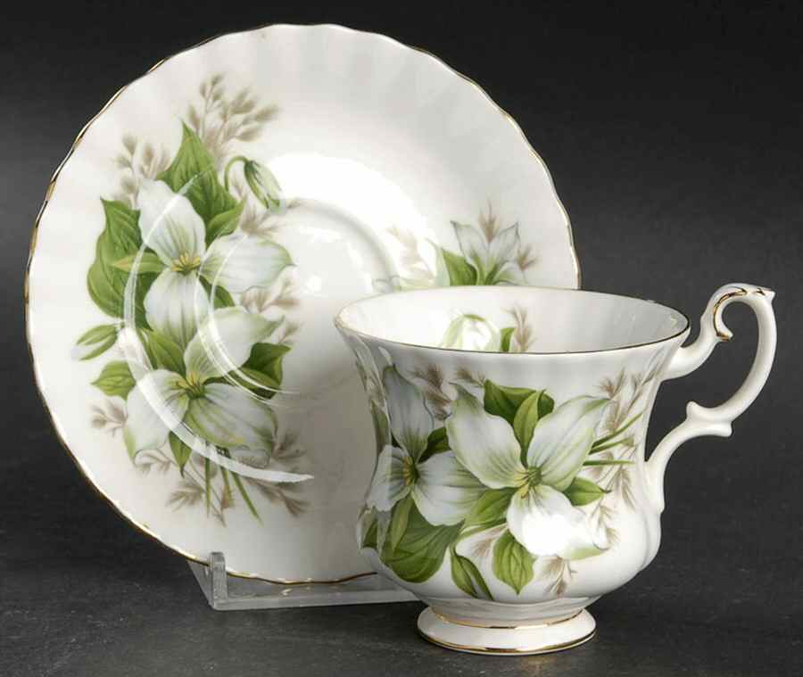 Trillium Footed Demitasse Cup & Saucer Set by Royal Albert-1