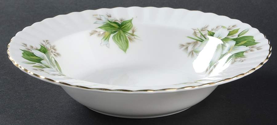 Trillium Rim Soup Bowl by Royal Albert-1