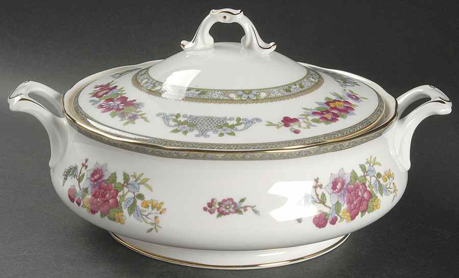 Tree of Kashmir Round Covered Vegetable by Royal Albert-1