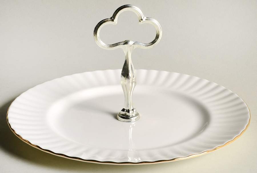 Val D'Or Round Serving Plate with Handle (DP) by Royal Albert-1