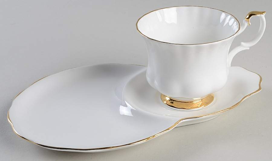 Val D'Or Cup for Dessert Plate & Cup Set by Royal Albert-1