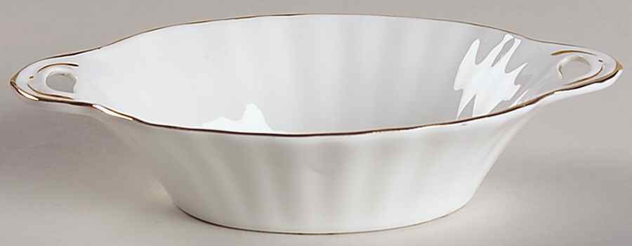 Val D'Or 5" Oval Sweet Meat Dish by Royal Albert-1