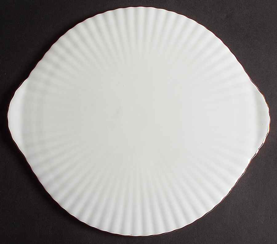 Val D'Or Large Handled Cake Plate by Royal Albert-1