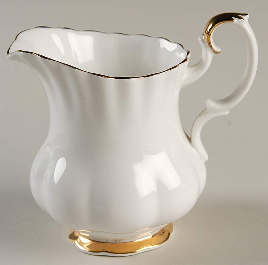 Val D'Or Mini Creamer by Royal Albert-1