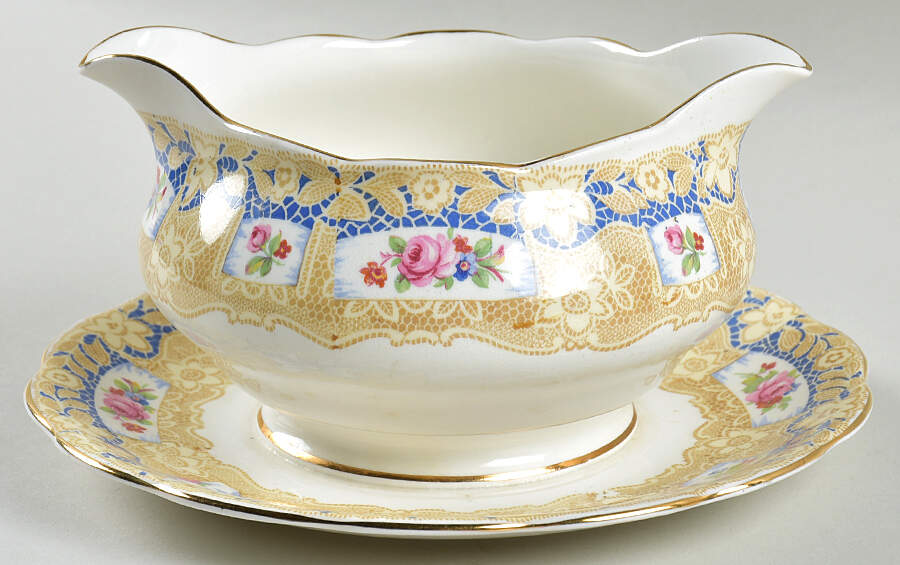 Valentine Gravy Boat with Attached Underplate by Royal Albert-1