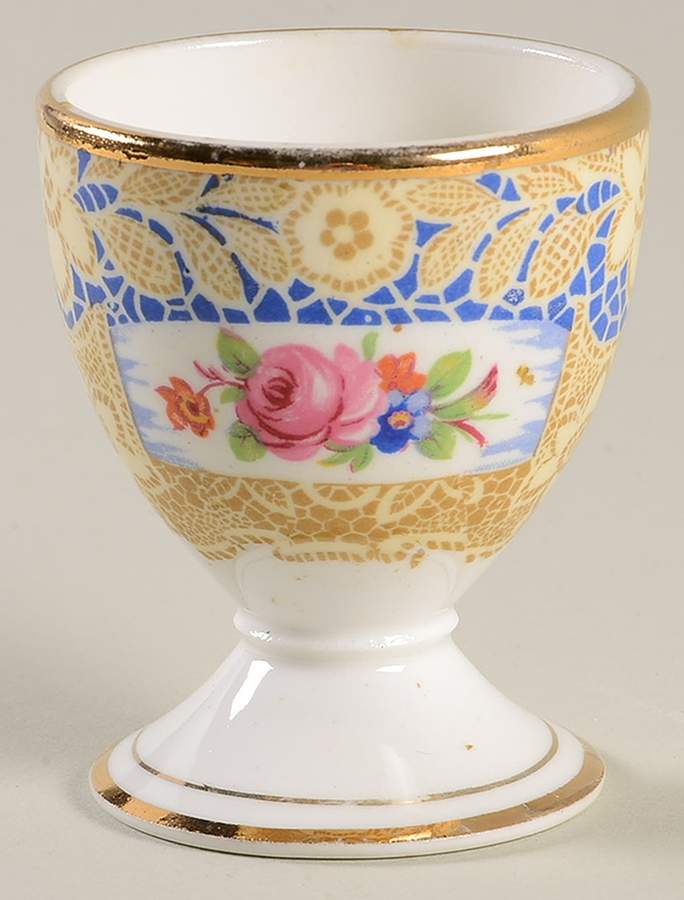Valentine Single Egg Cup by Royal Albert-1