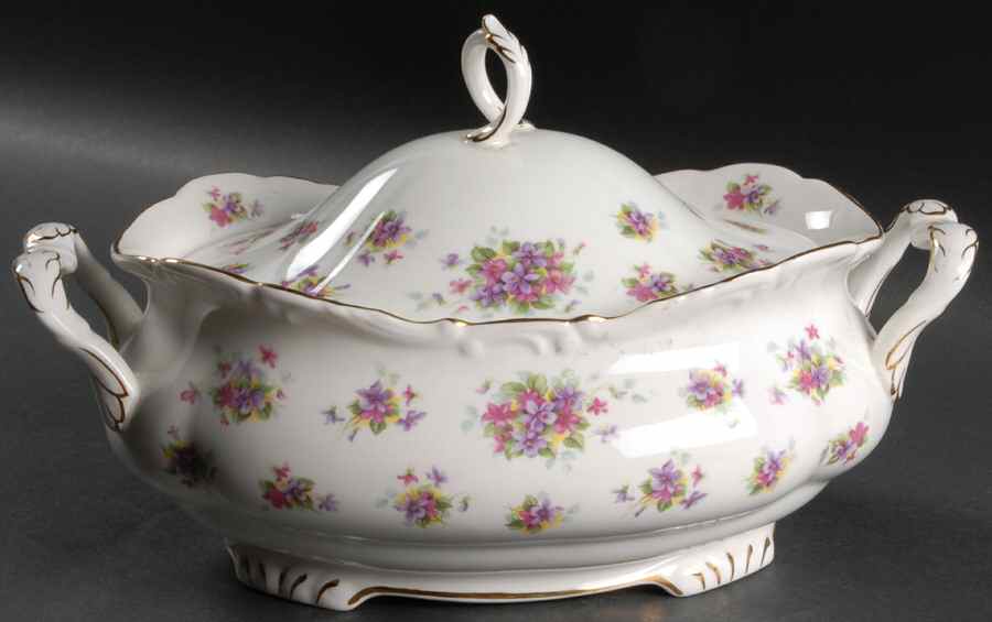 Violetta Oval Covered Vegetable by Royal Albert-1