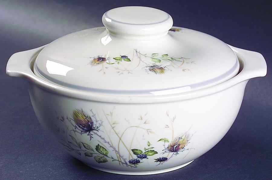 Wild Briar 1.5 Qt Round Covered Casserole by Royal Albert-1