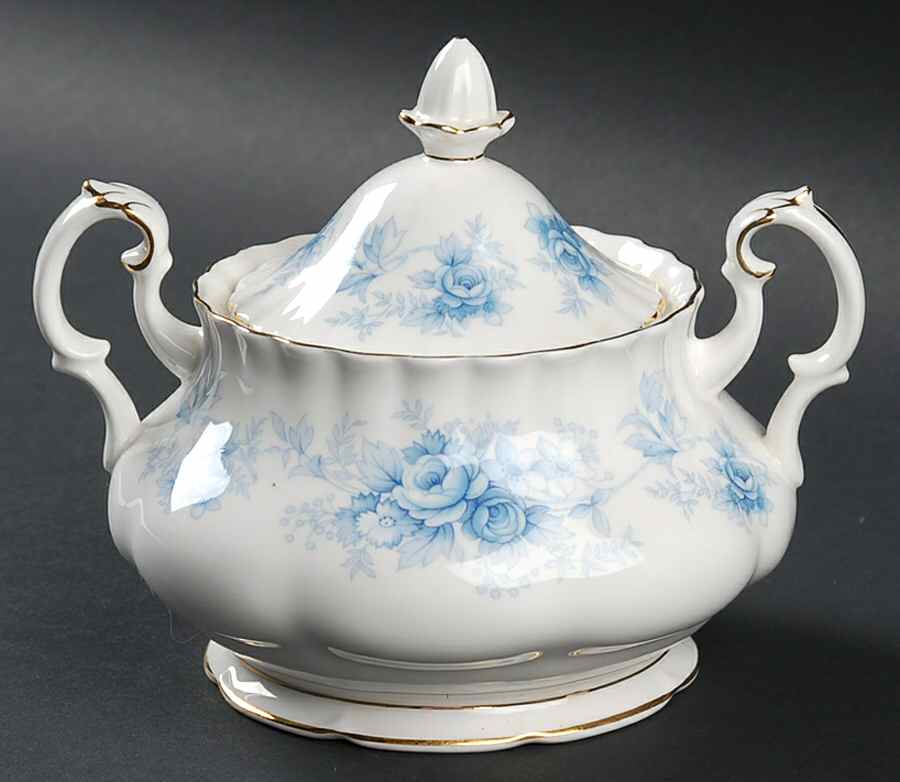 Windsor Rose Blue Sugar Bowl & Lid by Royal Albert-1