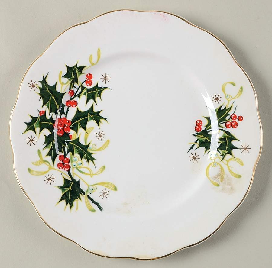 Yuletide (Scalloped) Bread & Butter Plate by Royal Albert-1