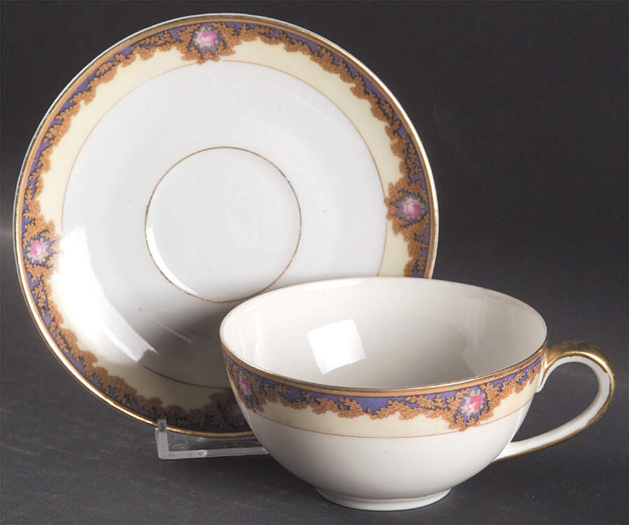 Beverly Flat Cup & Saucer Set by Royal Bayreuth-1