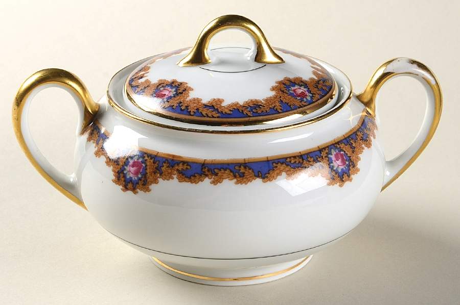 Beverly Sugar Bowl & Lid by Royal Bayreuth-1