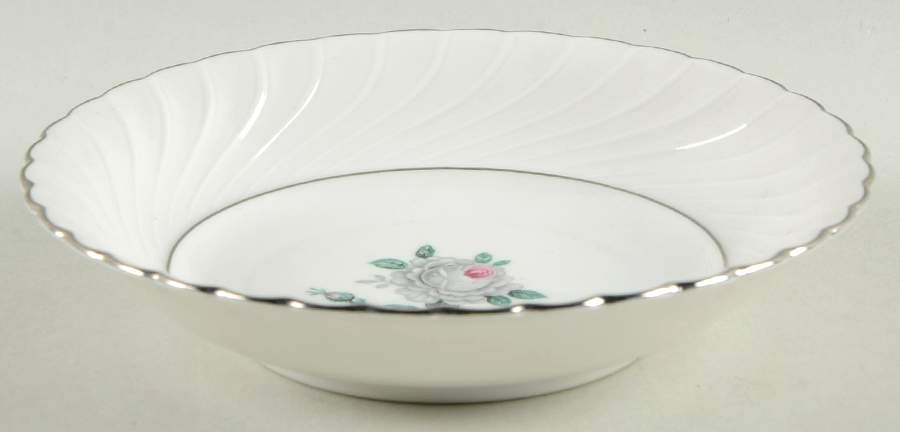 Carmen Fruit/Dessert (Sauce) Bowl by Royal Bayreuth-1