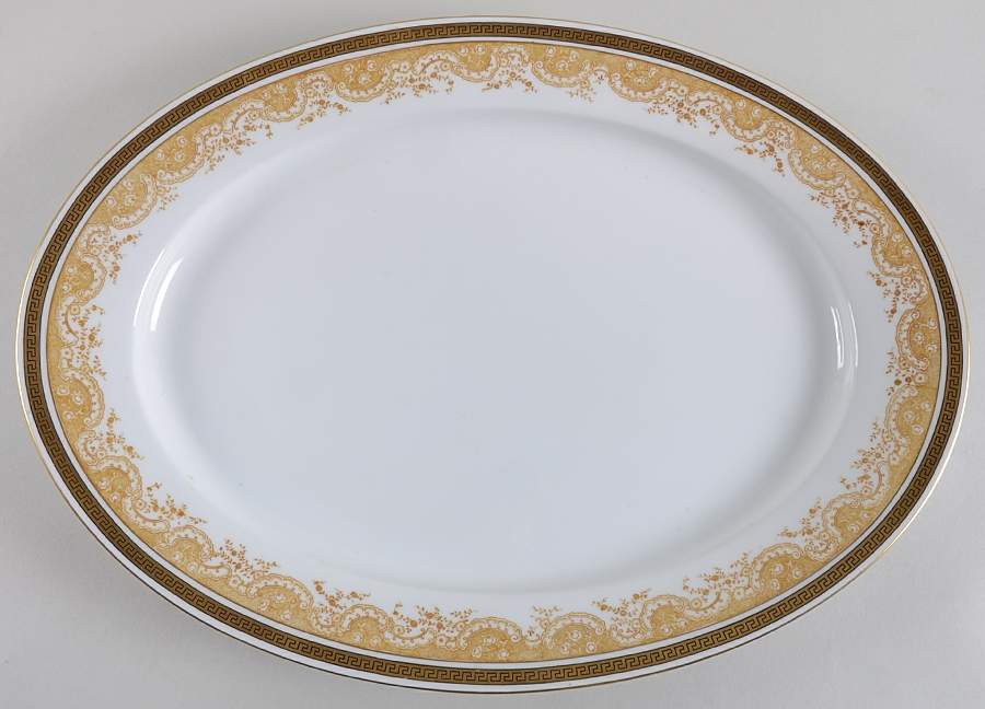 Chantilly 16" Oval Serving Platter by Royal Bayreuth-1