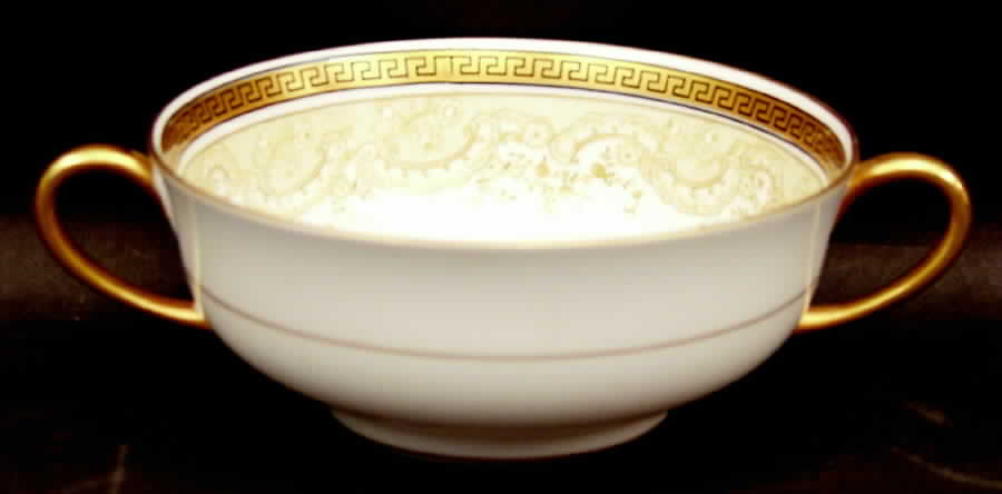 Chantilly Flat Cream Soup Bowl by Royal Bayreuth-1