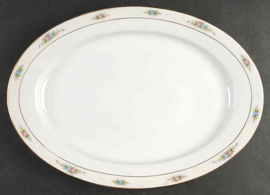 Chicago 16" Oval Serving Platter by Royal Bayreuth-1