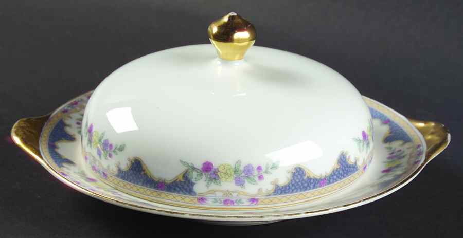 Corona Round Covered Butter by Royal Bayreuth-1