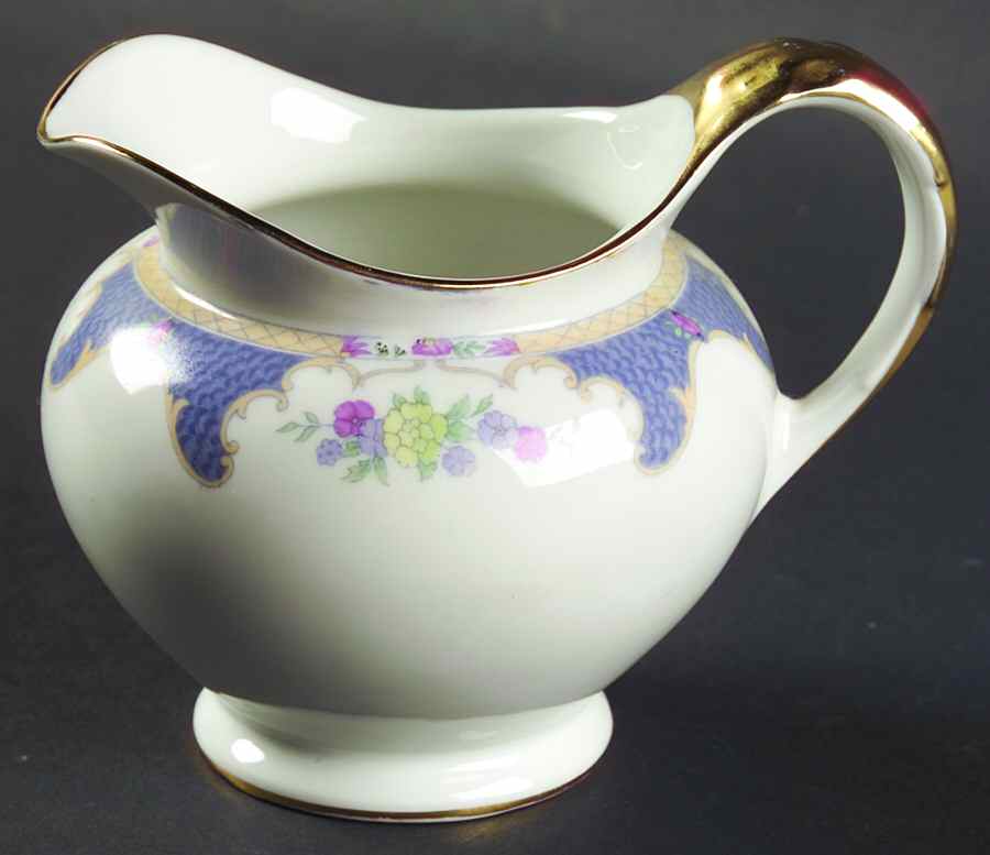 Corona Creamer by Royal Bayreuth-1
