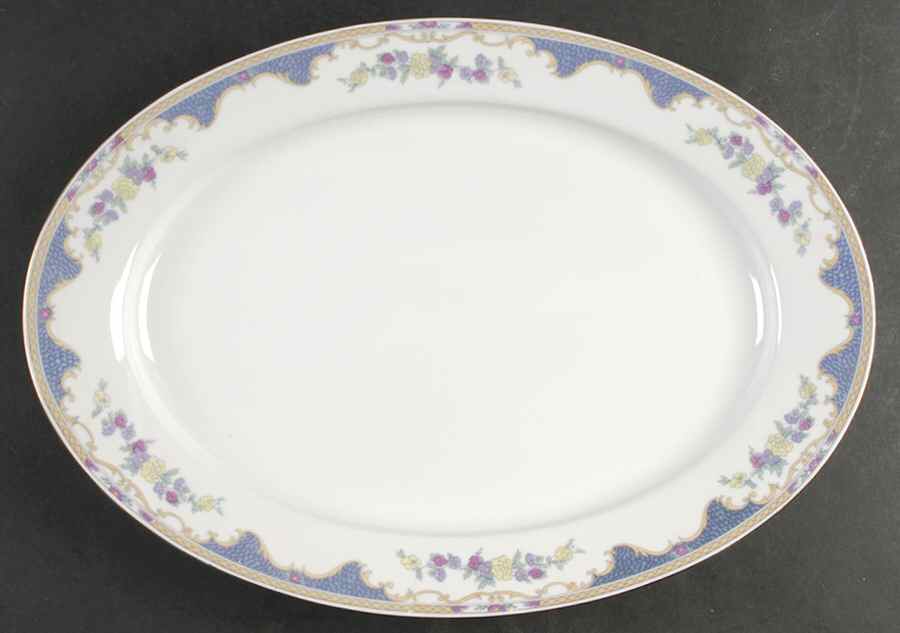 Corona 16" Oval Serving Platter by Royal Bayreuth-1