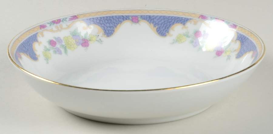 Corona Coupe Soup Bowl by Royal Bayreuth-1