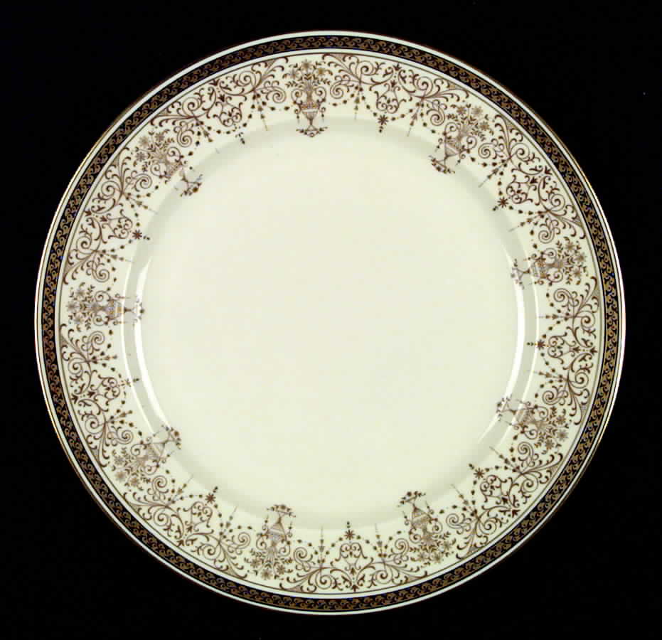 Empress Jesephine Dinner Plate by Royal Bayreuth-1