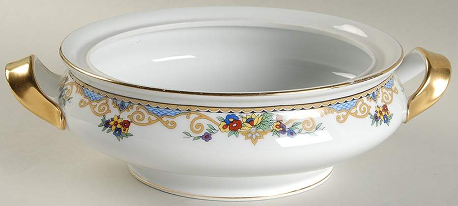 Fairmount Round Vegetable No Lid by Royal Bayreuth-1
