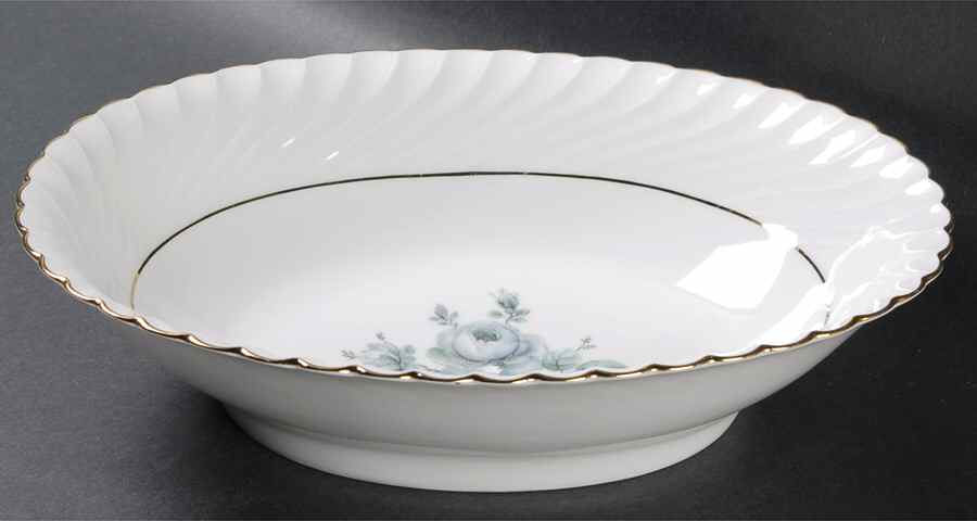 First Love 9" Oval Vegetable Bowl by Royal Bayreuth-1