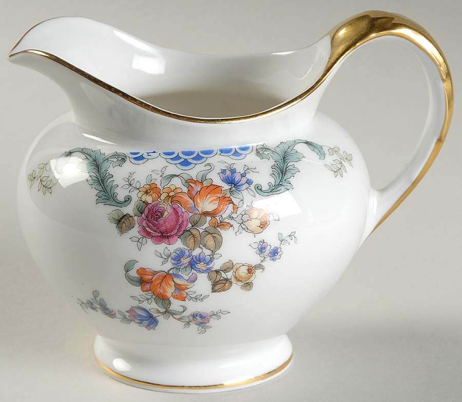 Franklin Creamer by Royal Bayreuth-1