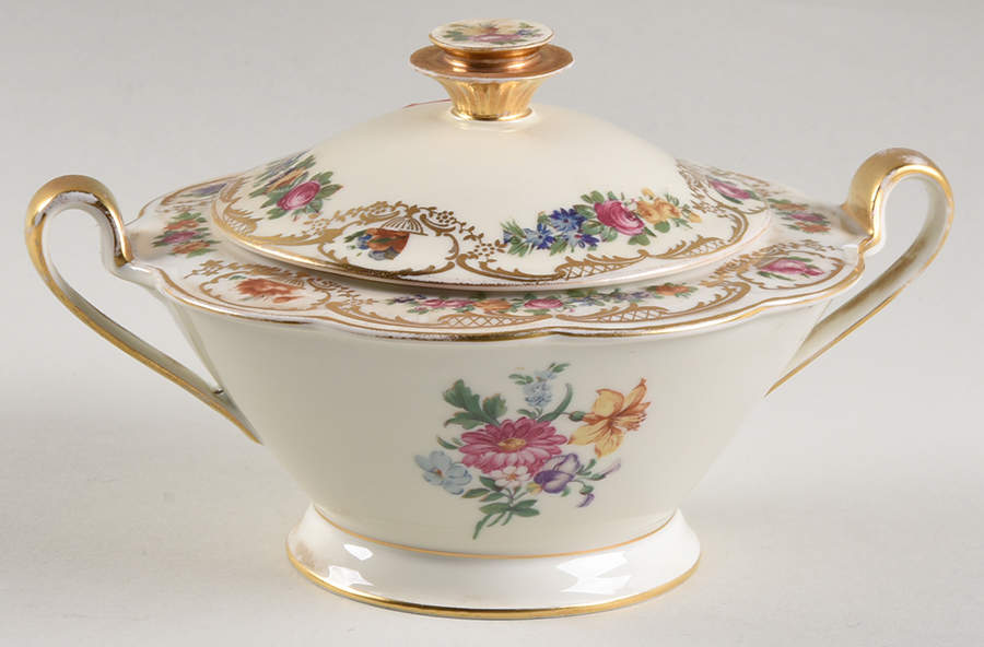 Nurenberg Sugar Bowl & Lid by Royal Bayreuth-1