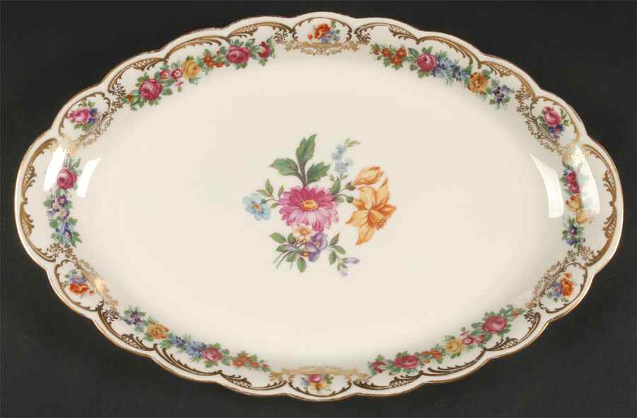 Nurenberg 14" Oval Serving Platter by Royal Bayreuth-1