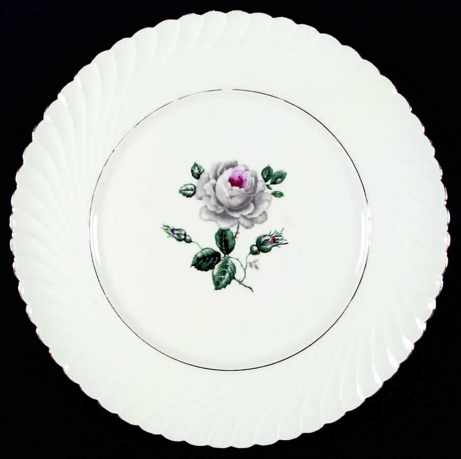 ROB10 Dinner Plate by Royal Bayreuth-1