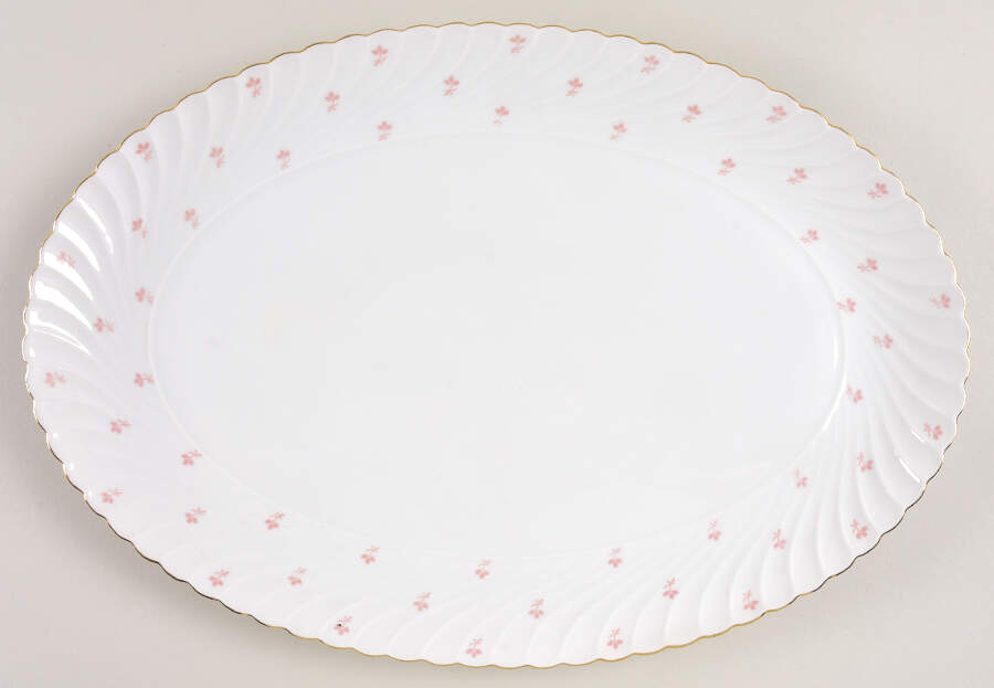 ROB104 15" Oval Serving Platter by Royal Bayreuth-1