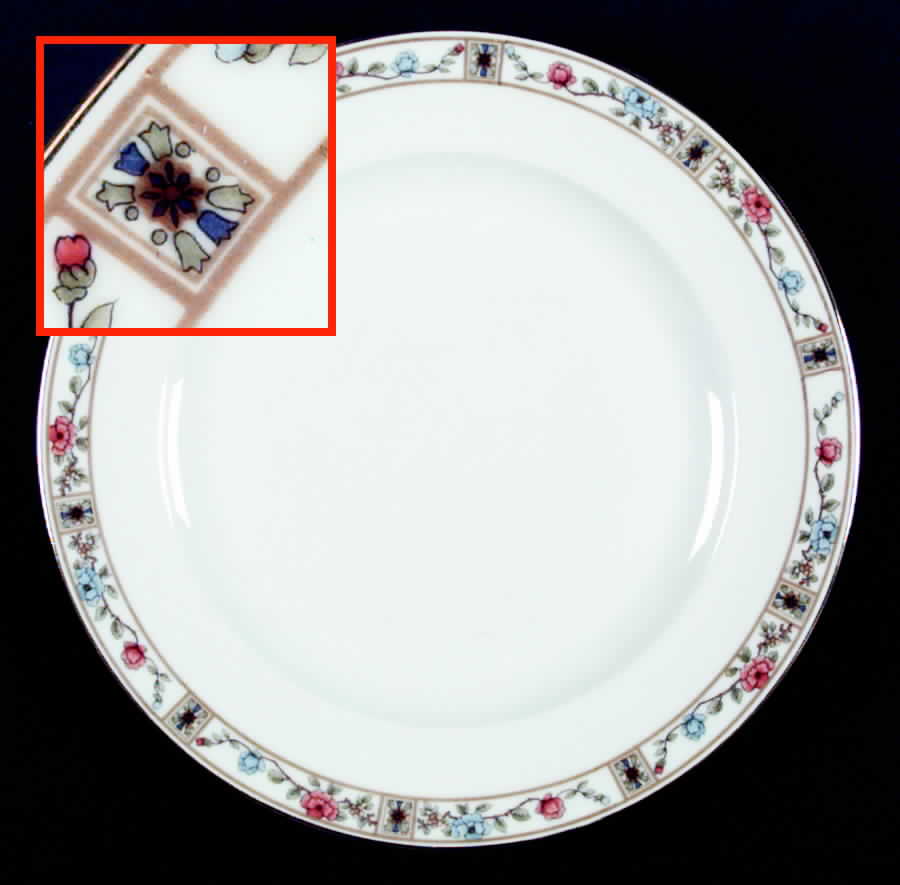 ROB12 Dinner Plate by Royal Bayreuth-1