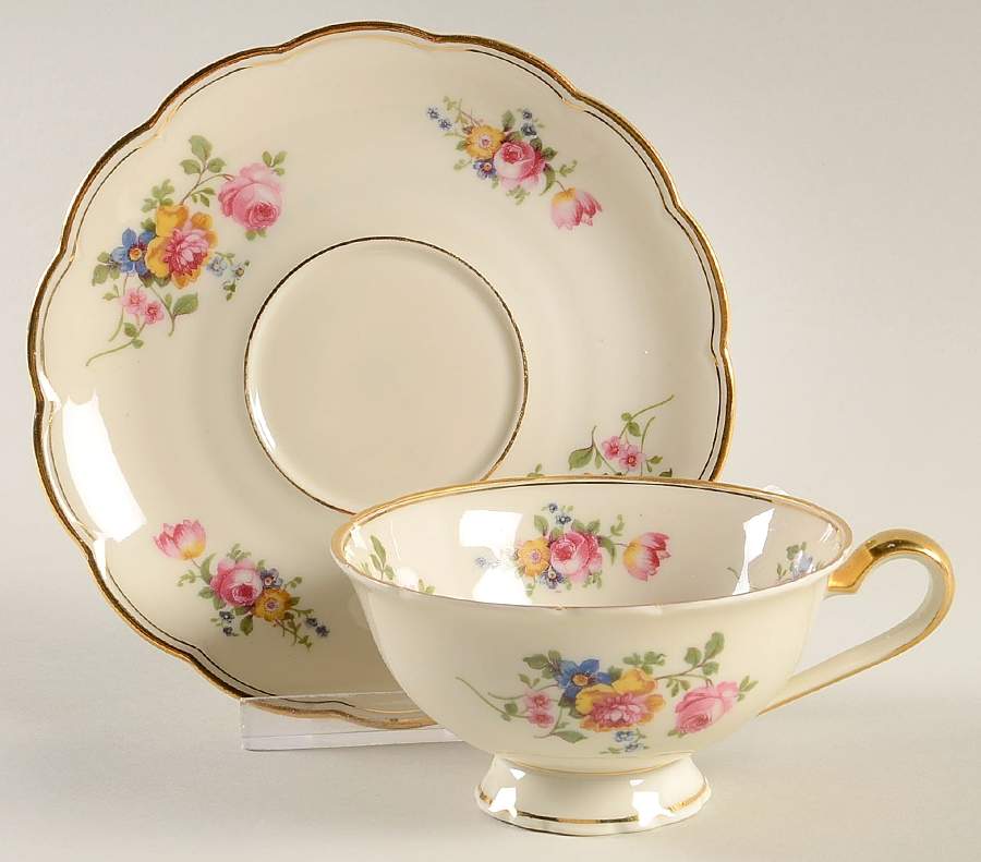 ROB13 Footed Cup & Saucer Set by Royal Bayreuth-1
