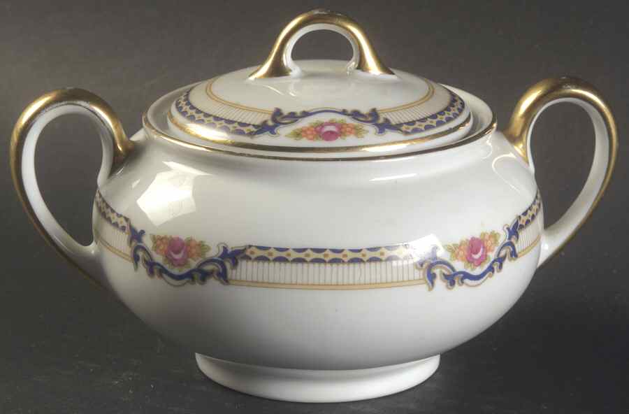 ROB14 Sugar Bowl & Lid by Royal Bayreuth-1