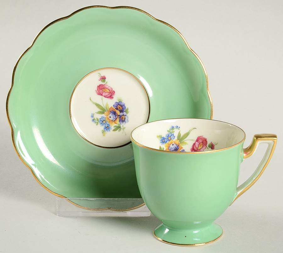ROB150 Footed Demitasse Cup & Saucer Set by Royal Bayreuth-1
