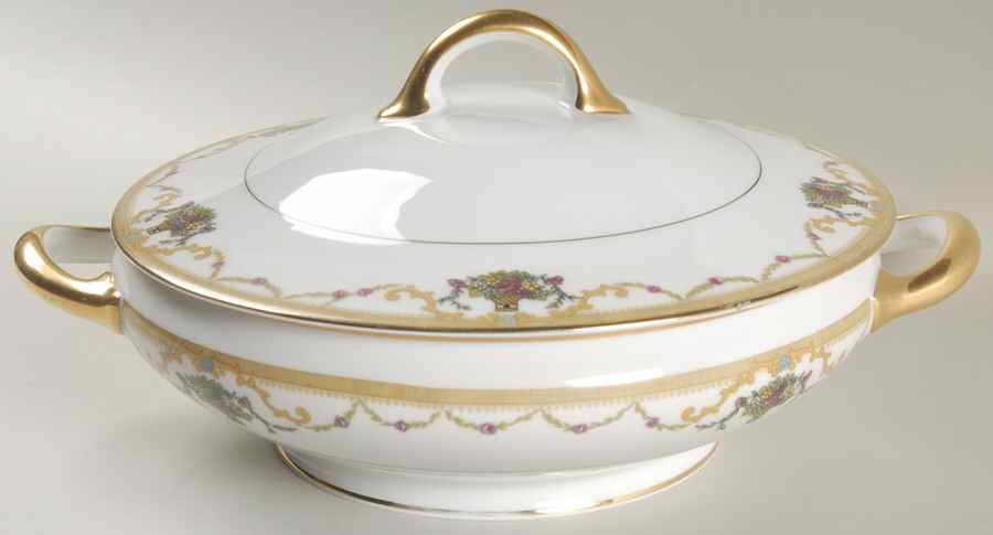 ROB16 Round Covered Vegetable by Royal Bayreuth-1
