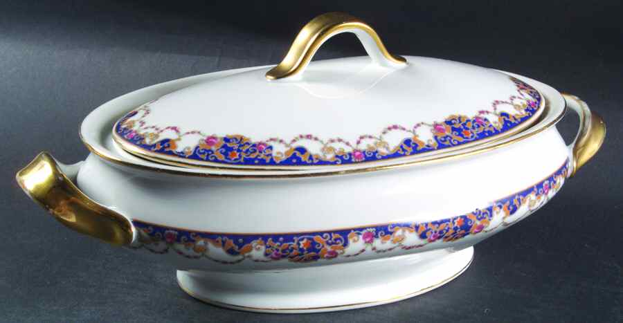 ROB2 Oval Covered Vegetable by Royal Bayreuth-1