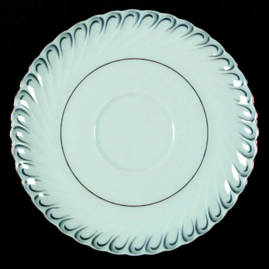 ROB22 Saucer by Royal Bayreuth-1