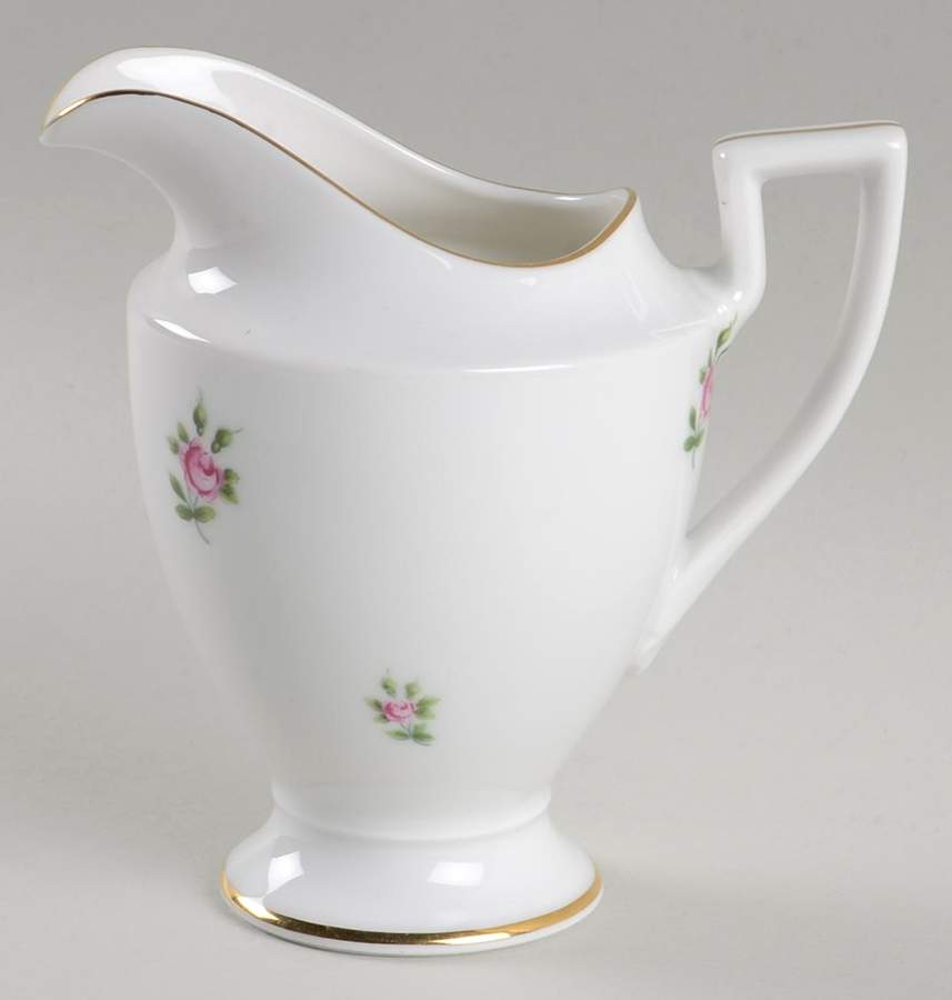 ROB23 Creamer by Royal Bayreuth-1