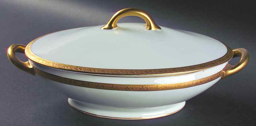 ROB24 Oval Covered Vegetable by Royal Bayreuth-1