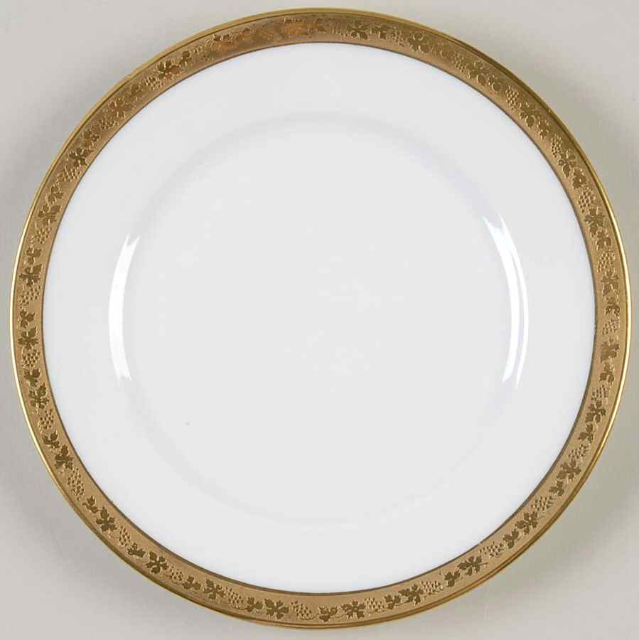 ROB24 Bread & Butter Plate by Royal Bayreuth-1