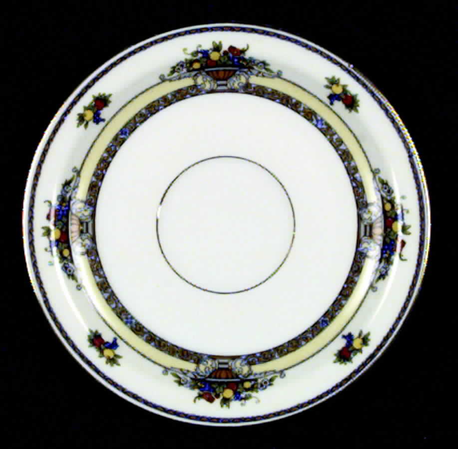 Geneva Saucer by Royal Bayreuth-1