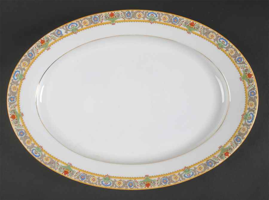 ROB32 14" Oval Serving Platter by Royal Bayreuth-1