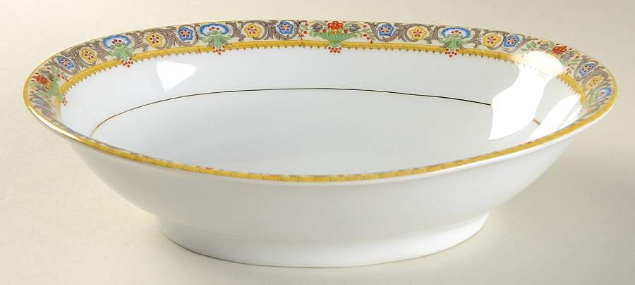 ROB32 9" Oval Vegetable Bowl by Royal Bayreuth-1