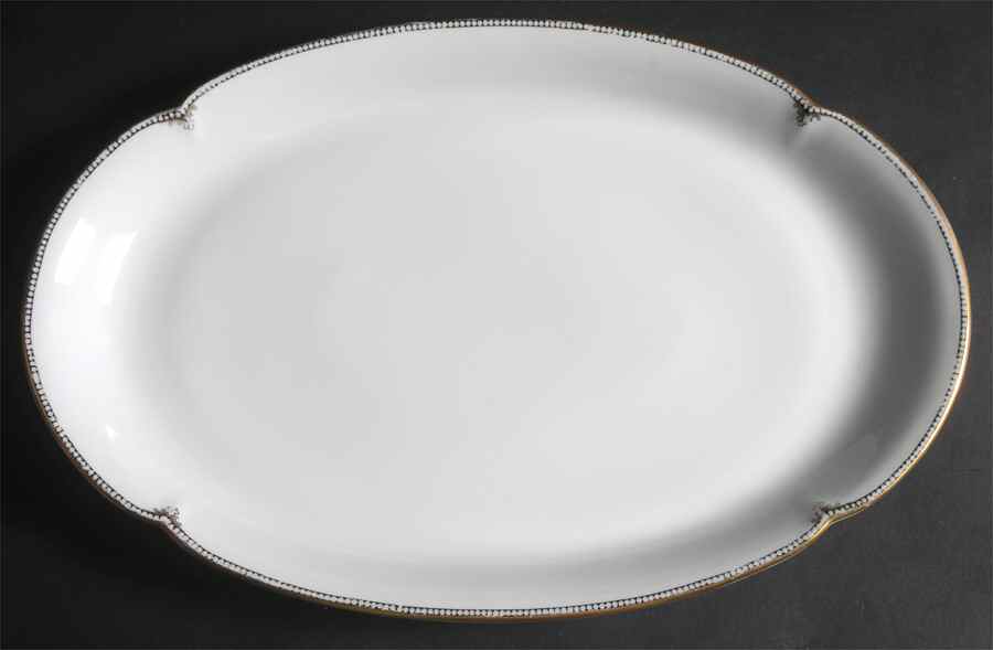 ROB34 15" Oval Serving Platter by Royal Bayreuth-1