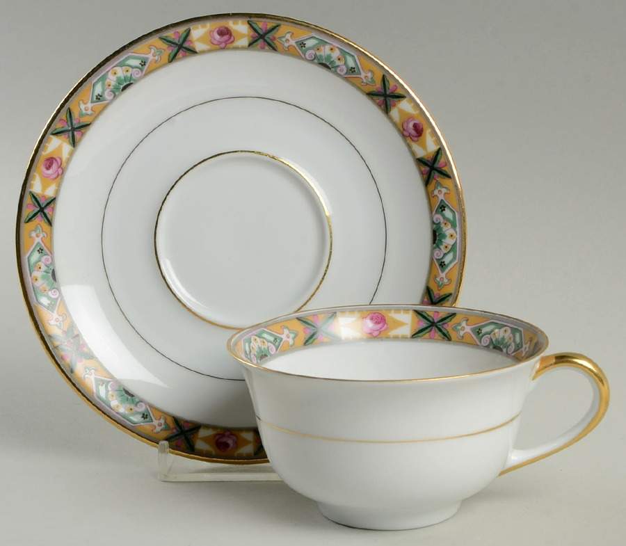 ROB38 Footed Cup & Saucer Set by Royal Bayreuth-1