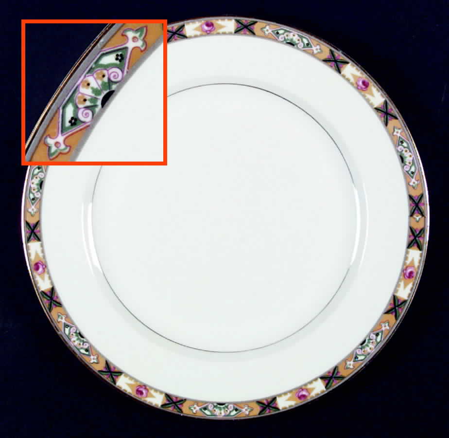 ROB38 Dinner Plate by Royal Bayreuth-1